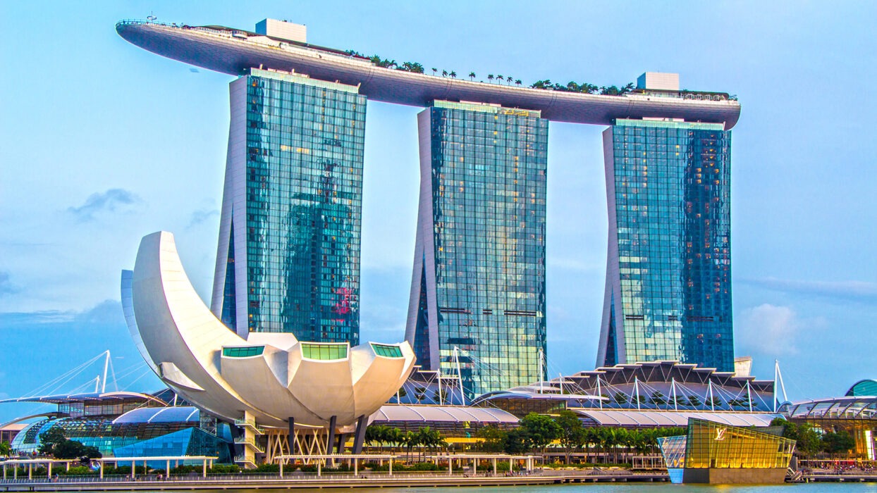 Marina Bay Sands: Ikon Arsitektur Megah Singapura